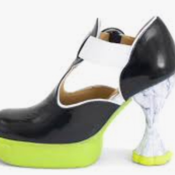 PLATFORM T-STRAP HEEL - Picture 10 of 10